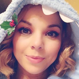 Meet your Posher, Cinthya